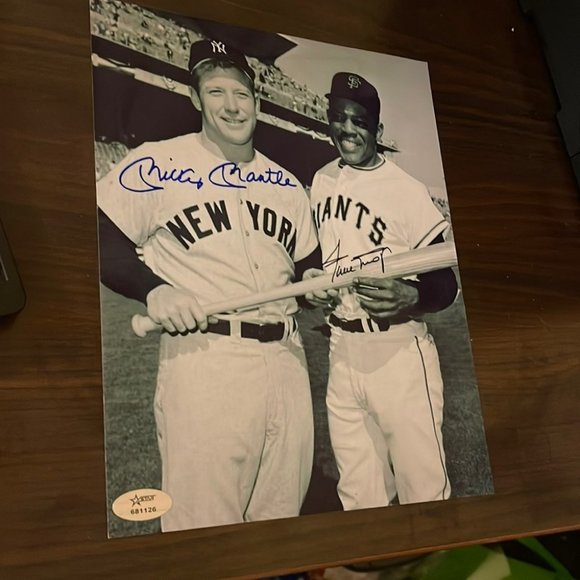 - Mickey mantle Willie mays autographed 8x10 photo - Picture 1 of 2